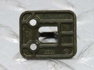 32576 Mercedes-Benz S124 300TE Wagon Glove Box Door Lock Latch