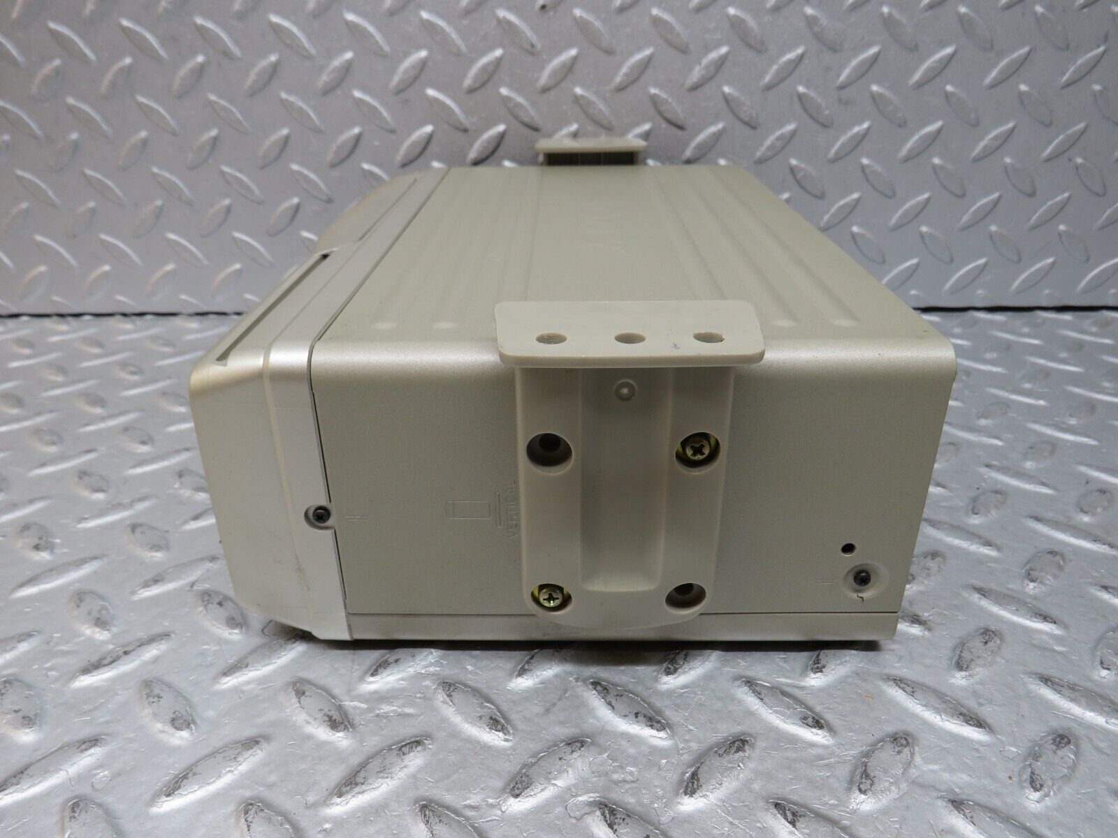 36502 Mercedes-Benz W201 190E 2.0L Disc Changer SONY CDX-727