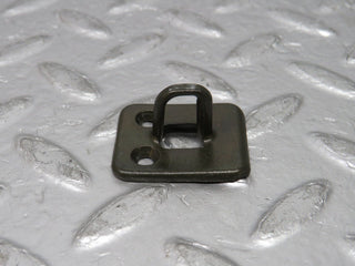 31358 Mercedes-Benz S124 220TE Wagon Glove Box Door Lock Latch