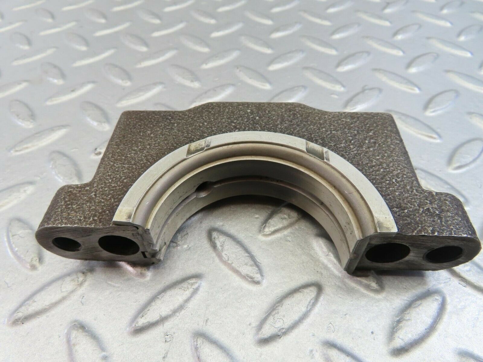 9872 Mercedes-Benz C123 280CE Coupe Crankshaft Bearing Holder Block 1080110113