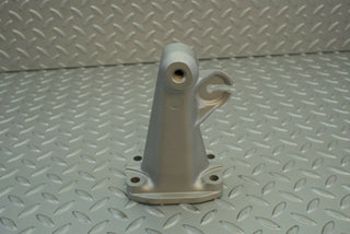 2864 Mercedes-Benz C123 280CE Coupe Engine Mount Bracket Left Side 1232230204