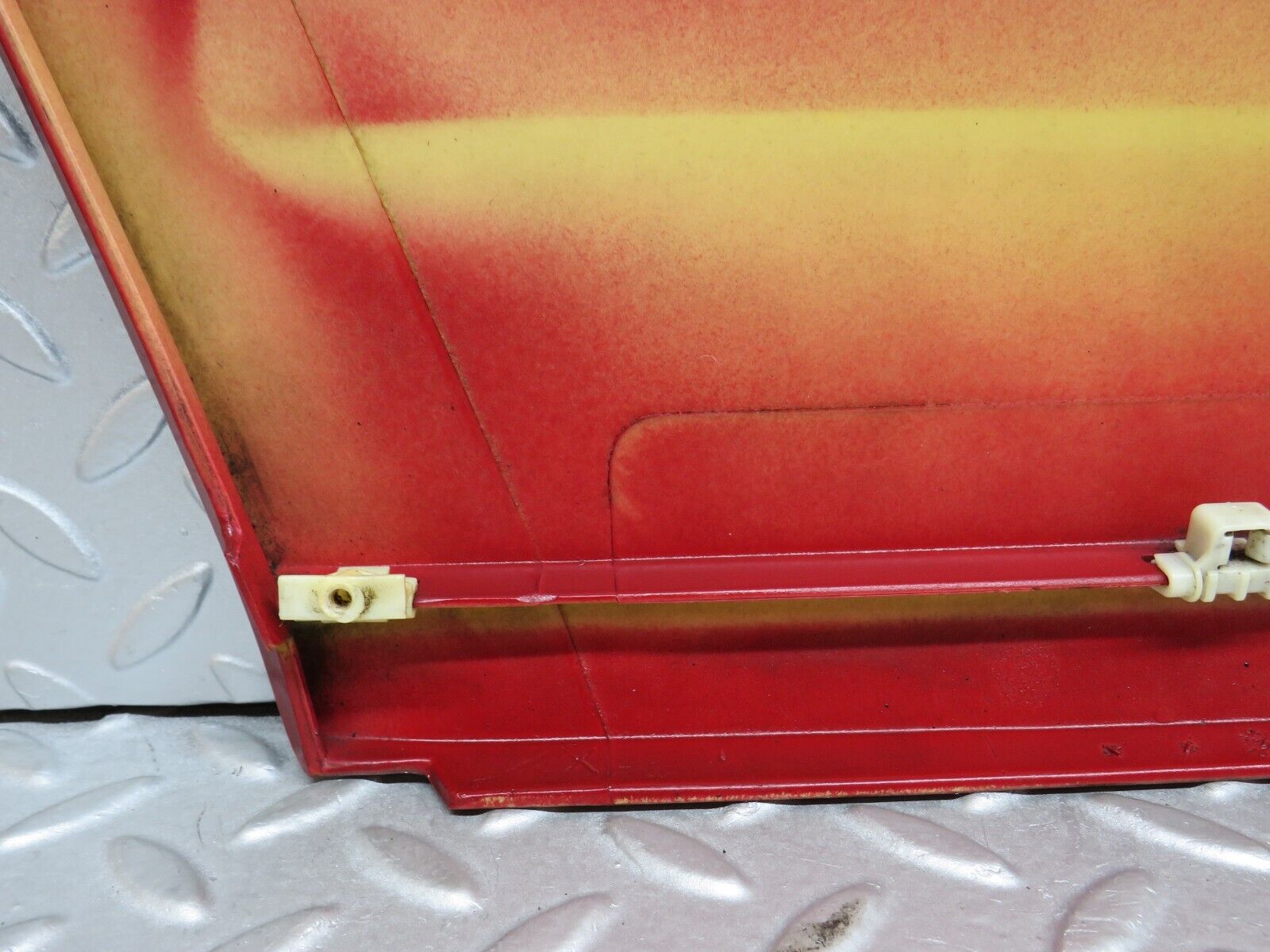 38698 Mercedes-Benz W201 190E 2.6L Rear Left Door Moulding Trim 2016905740