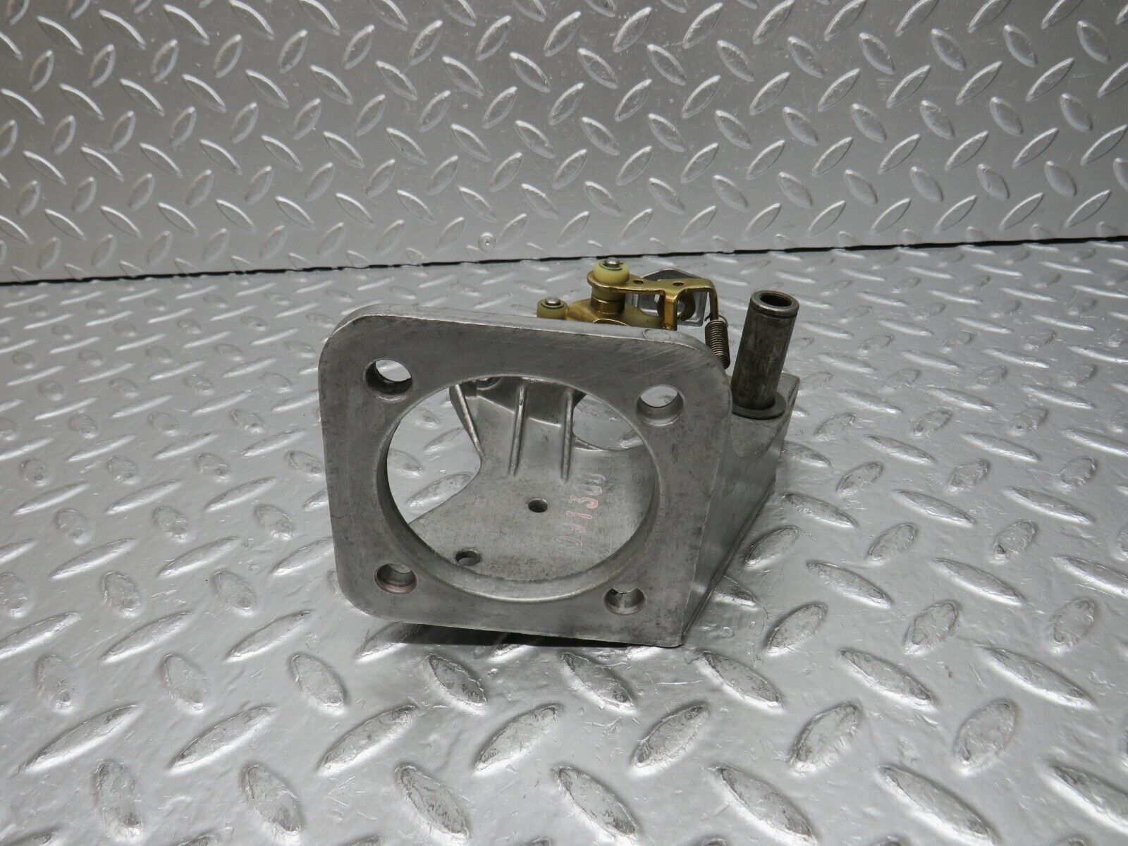 31701 Mercedes-Benz W201 190LE 1.8L Brake Pedal Bracket 1242900919