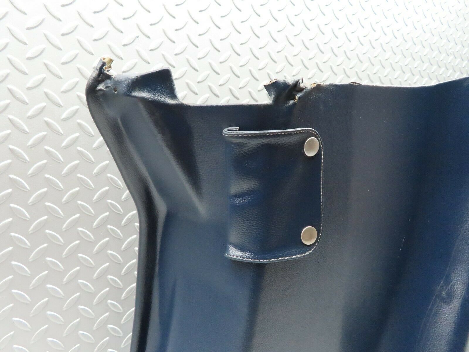 5090 Mercedes-Benz R107 350SL Coupe Rear Right Interior Card Panel