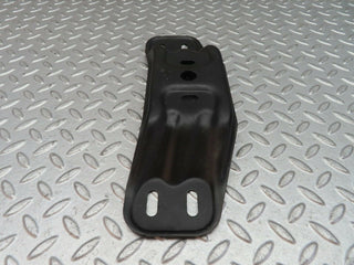 9574 Mercedes-Benz C124 300CE Coupe Gearbox Mount Bracket