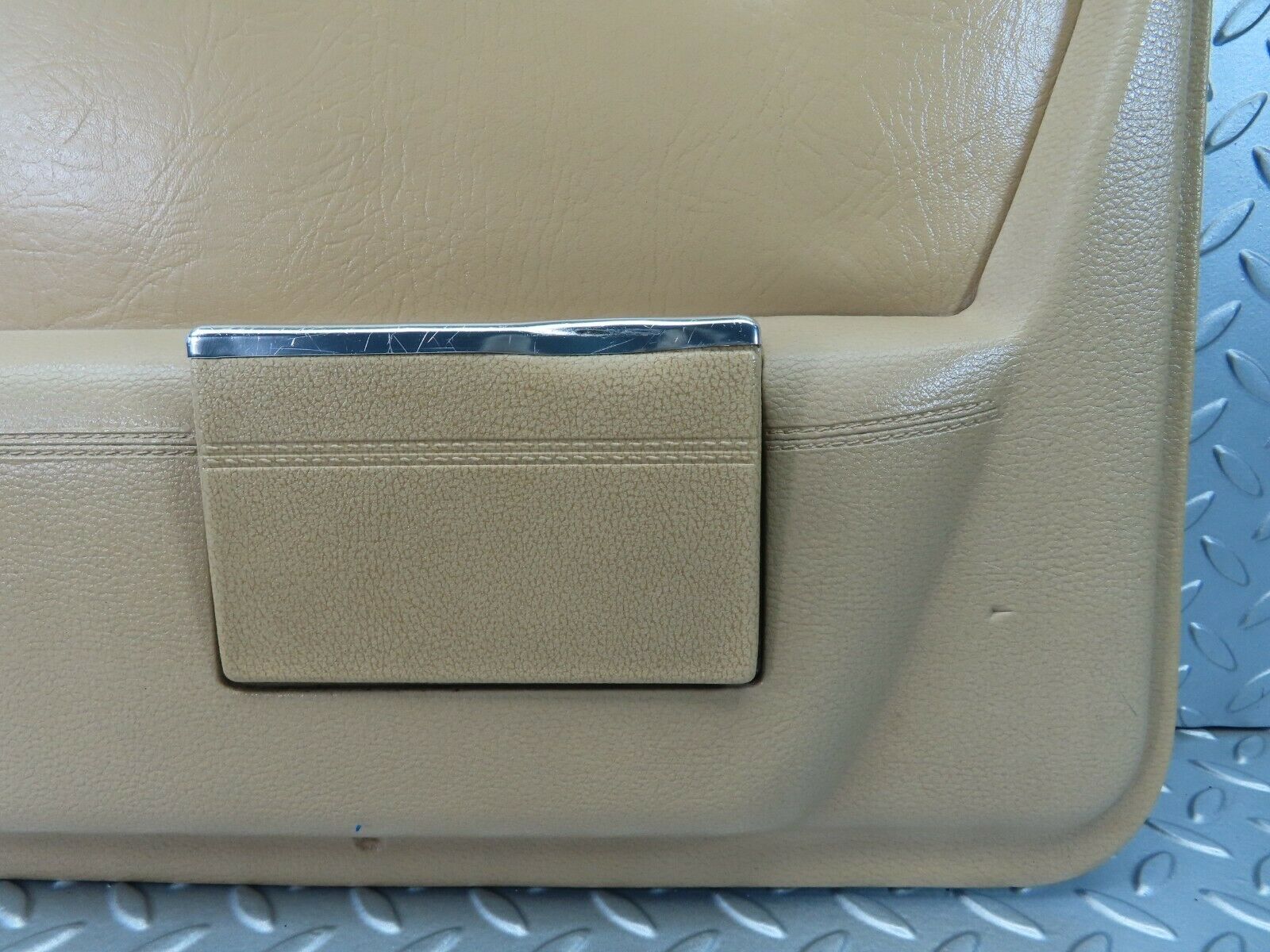 7316 Mercedes-Benz W116 450SE Rear Left Door Card Beige 1167370170
