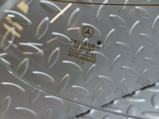 18110 Mercedes-Benz W123 200 Rear Heated Windscreen