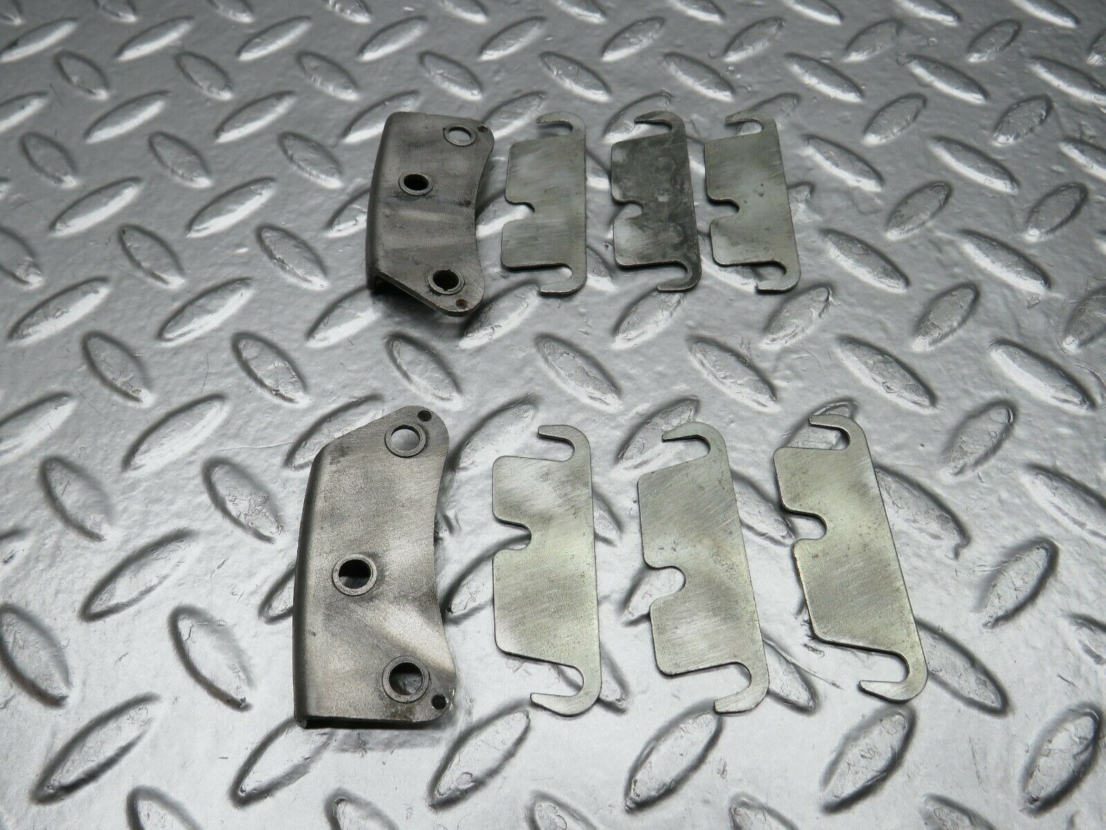 22302 Mercedes-Benz S123 280TE Wagon Tailgate Stop Pair