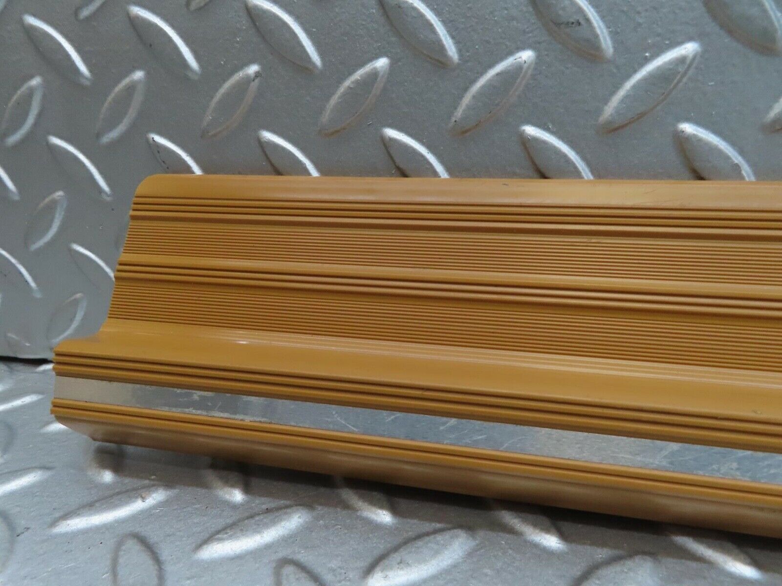 15853 Mercedes-Benz W123 280E Front Right Door Sill Trim Beige