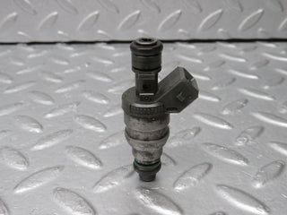 W124 Cabriolet fuel injector used OEM