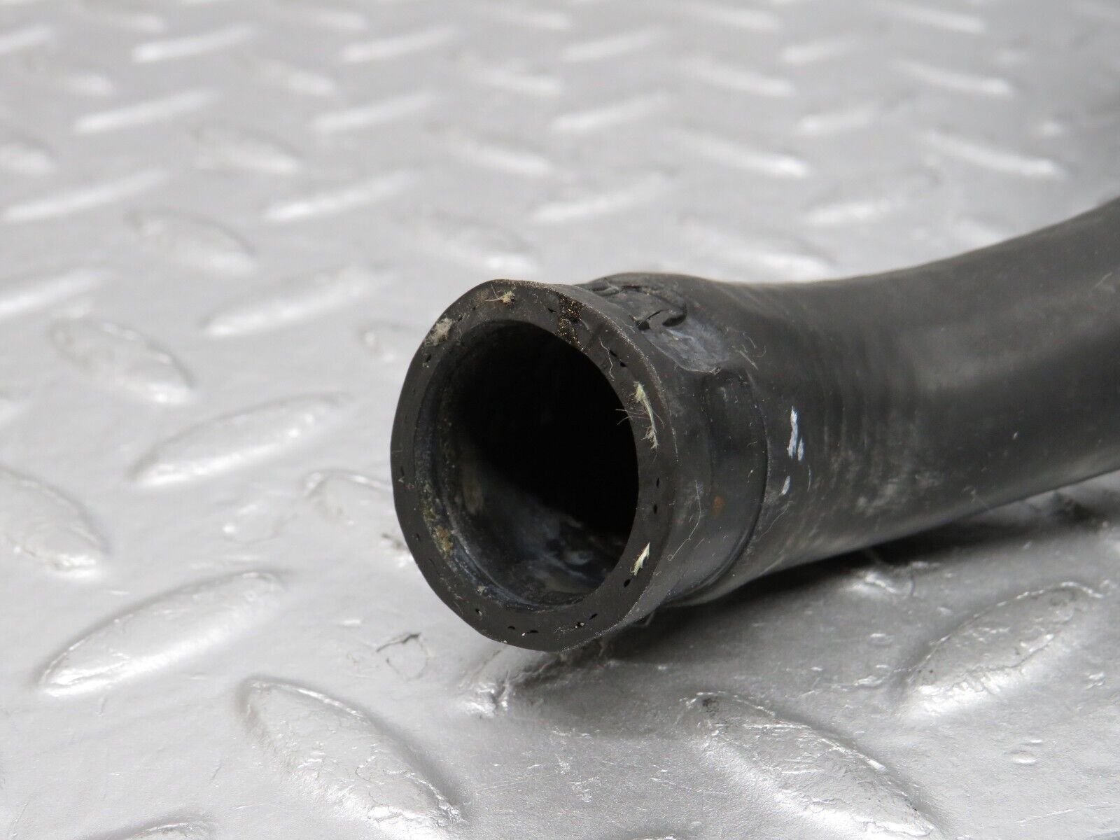 38561 Mercedes-Benz R129 280SL Coupe Coolant Hose Pipe 1298324494