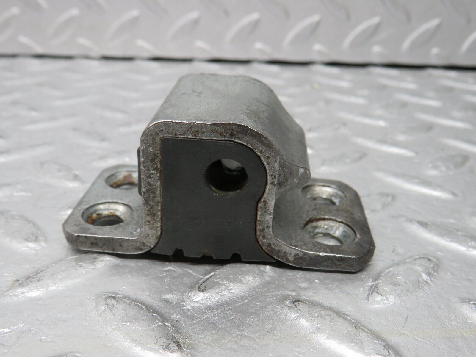37092 Mercedes-Benz C126 420SEC Coupe Door Lock Latch Right