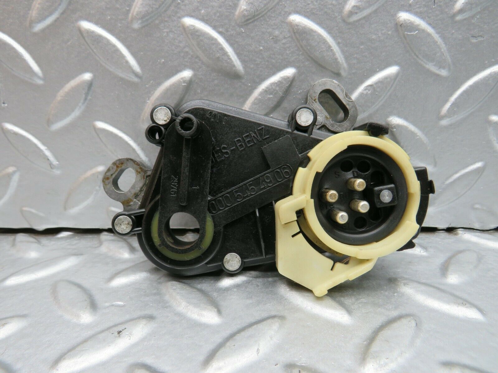 22253 Mercedes-Benz S123 280TE Wagon Reverse Light Switch 0005454906