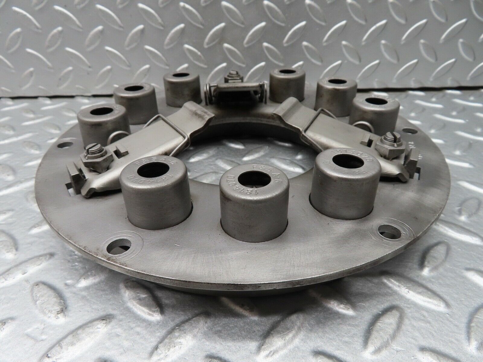 18621 Mercedes-Benz W120 W121 Ponton Clutch Pressure Plate 1814070