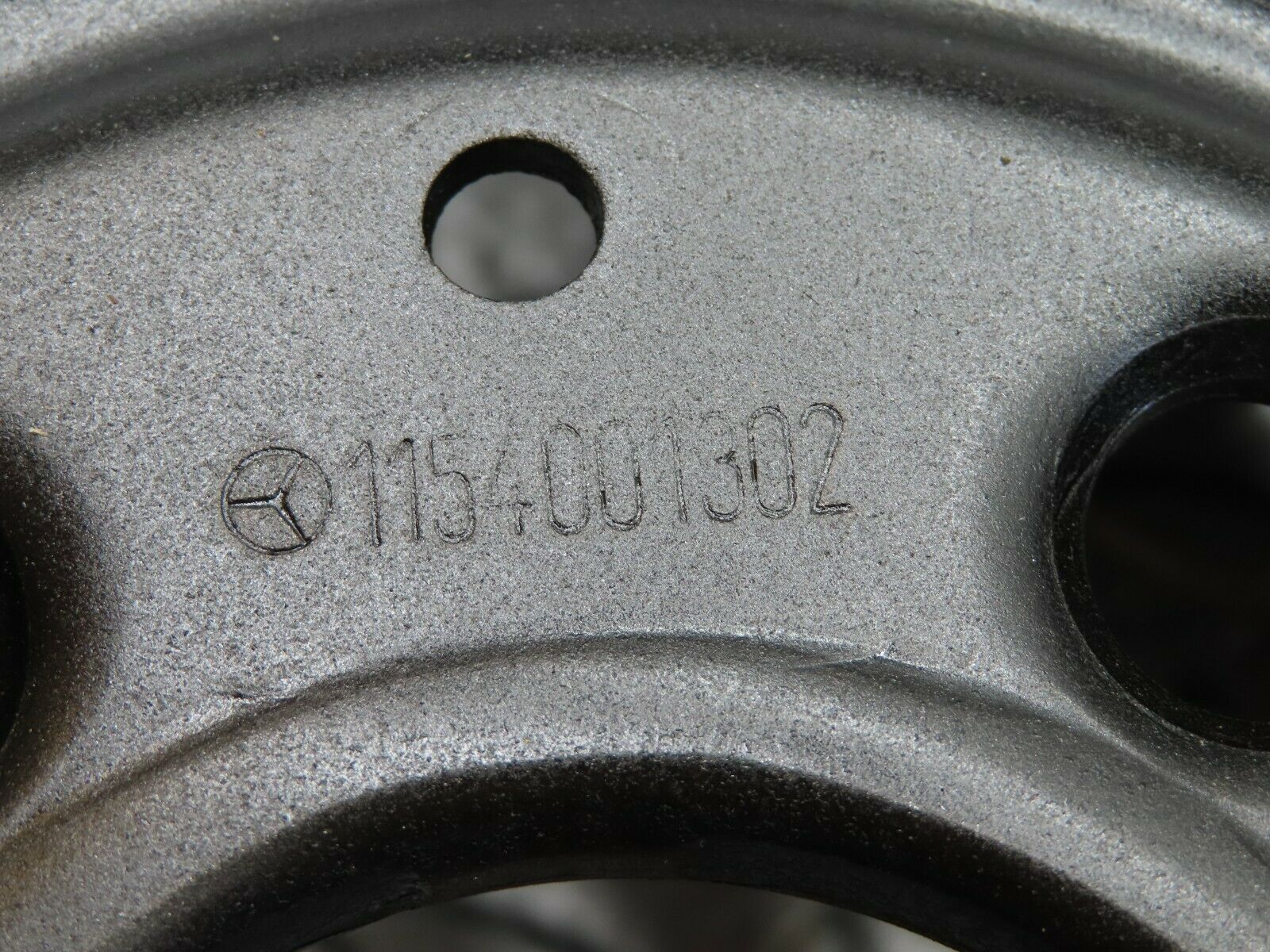 18029 Mercedes-Benz Steel Wheel 5.5Jx14H2 ET30 1154001302