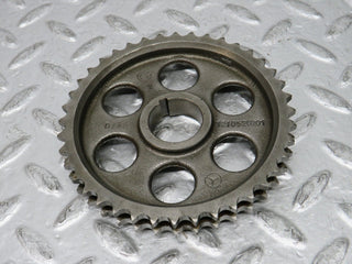 0272 Mercedes-Benz W123 220D Camshaft Timing Gear 1210520201