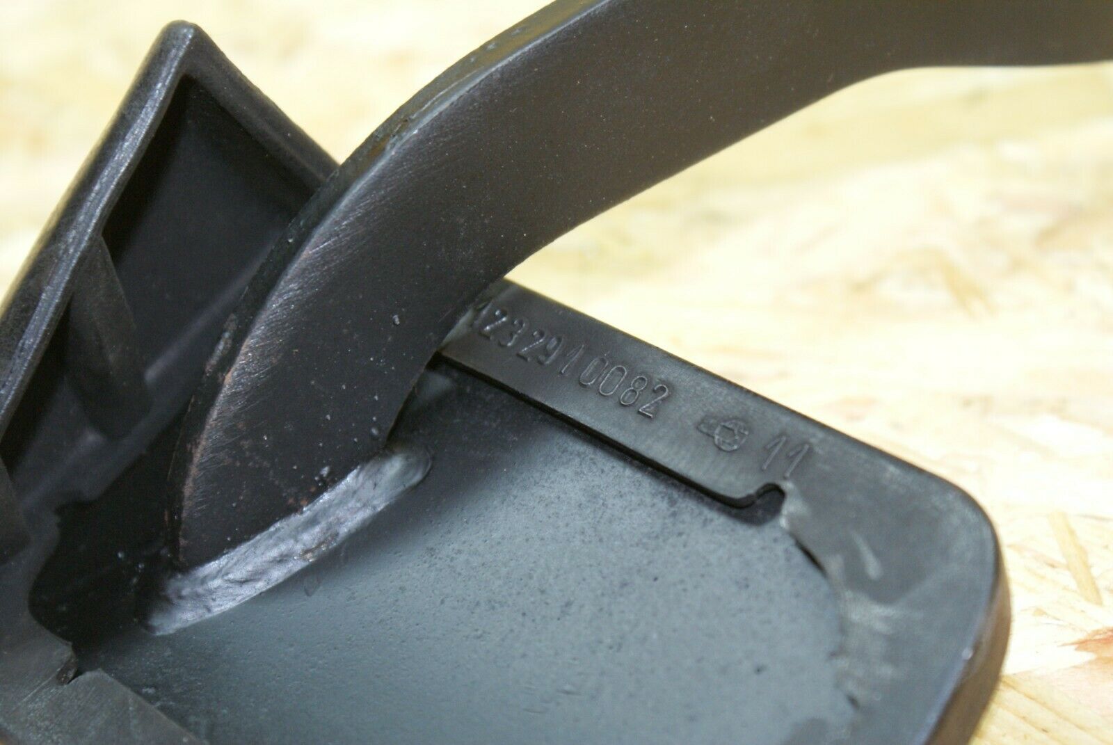 2231 Mercedes-Benz W123 280E Brake Pedal With Rubber