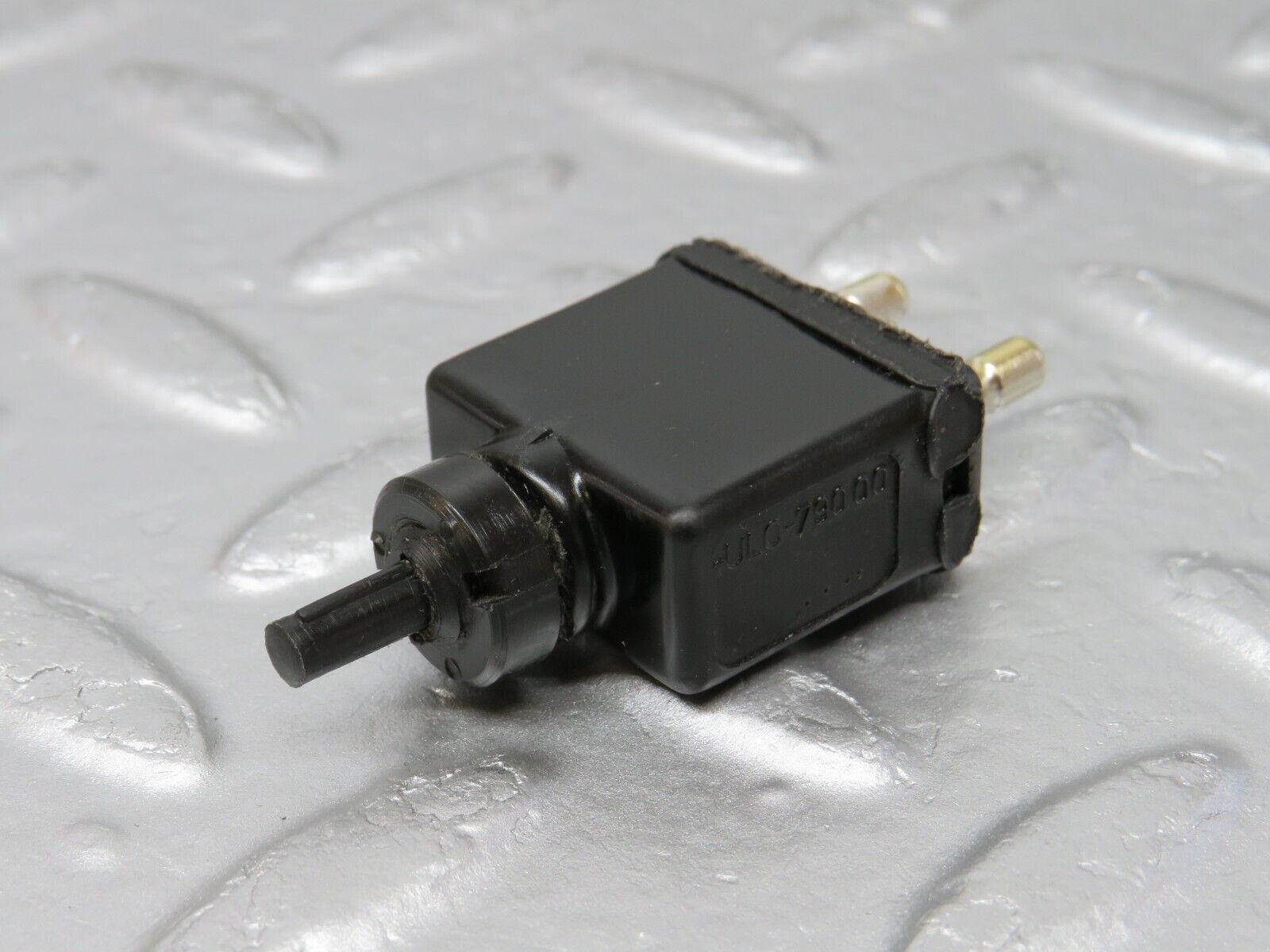 37524 Mercedes-Benz W109 300SEL Contact Switch ULO-79000