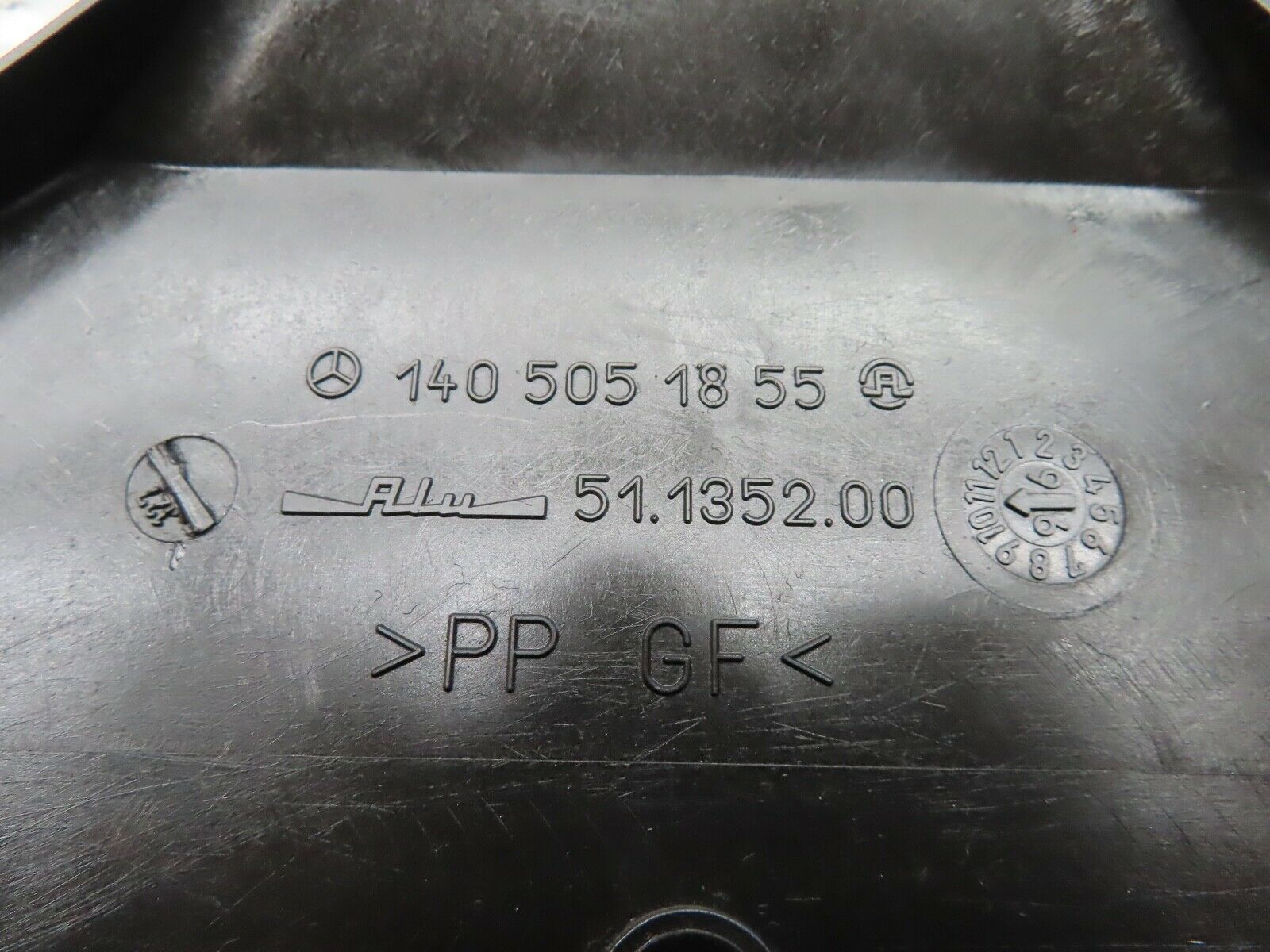 19635 Mercedes-Benz C140 CL420 Coupe Engine Fan Shroud 1405051855