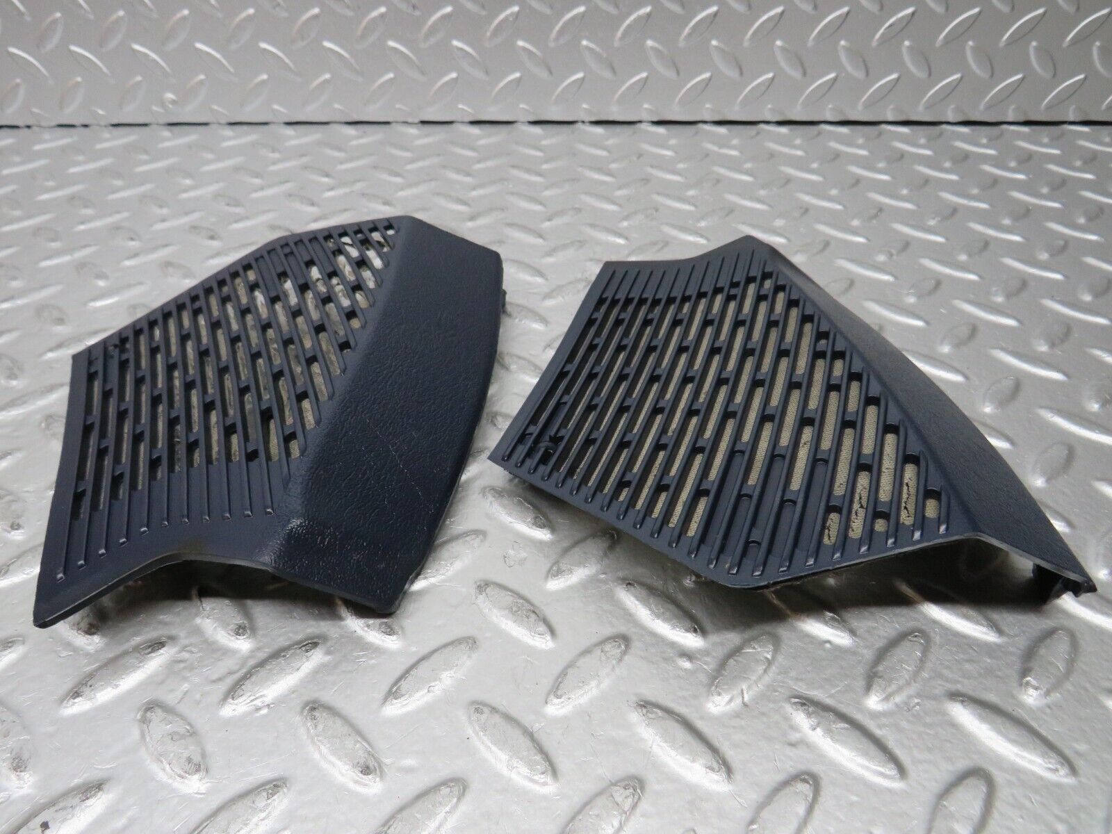 26876 Mercedes-Benz W123 240D Dashboard Speaker Covers 1236802707 1236802807