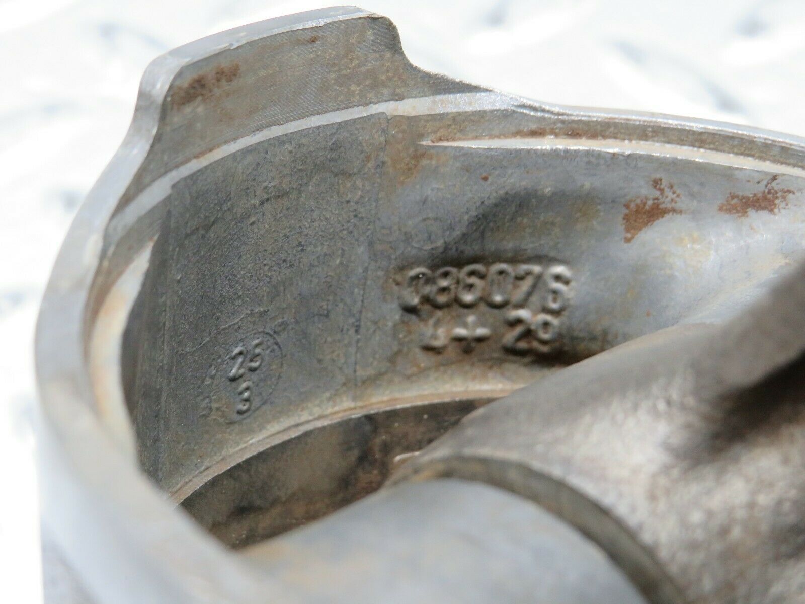 22209 Mercedes-Benz S123 280TE Piston With Connecting Rod 85.975 mm