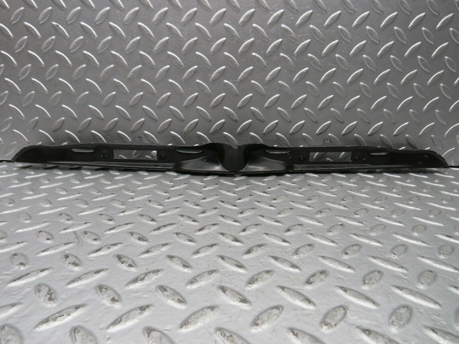 22236 Mercedes-Benz S123 280TE Wagon Tailgate Handle 1237400193
