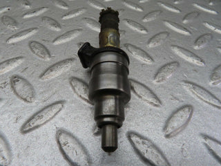 W116 fuel injector used OEM