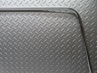 19122 Mercedes-Benz W123 300D Rear Windscreen Chrome Frame