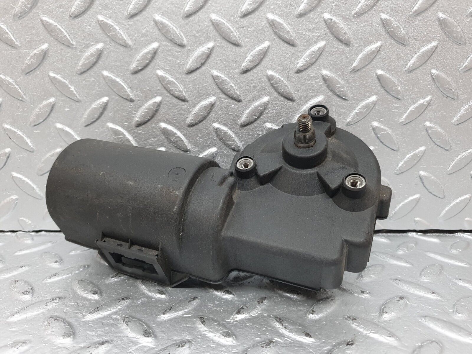 41446 Mercedes-Benz W124 200E Wiper Motor Bosch 0390241410