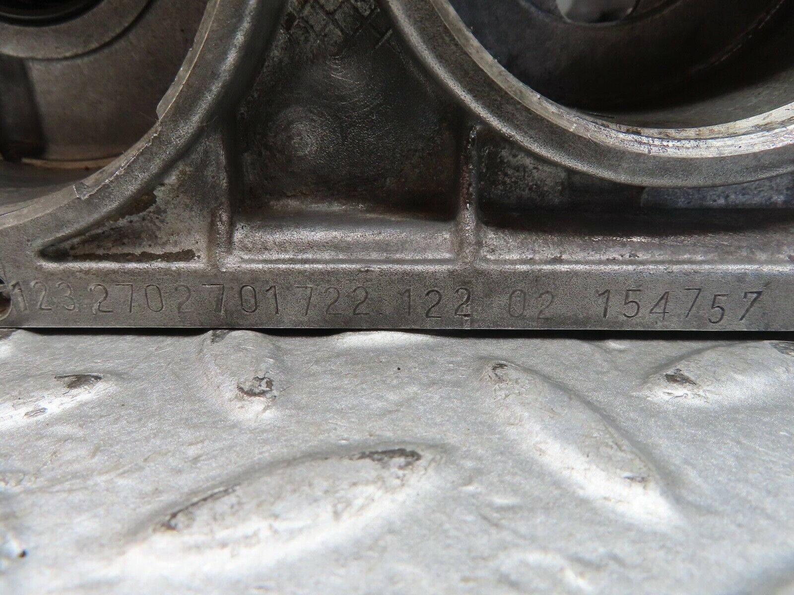 19759 Mercedes-Benz W123 722.122 Automatic Gearbox Rear Flange 1152621145