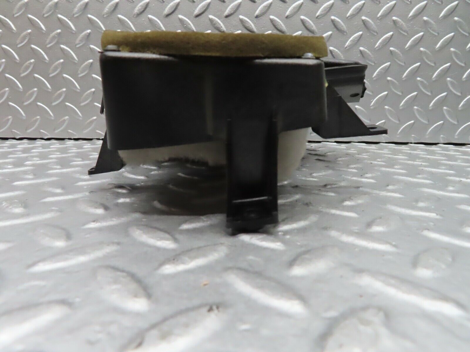 19868 Mercedes-Benz R129 300SL Coupe Right Door Speaker One Only 1298200802