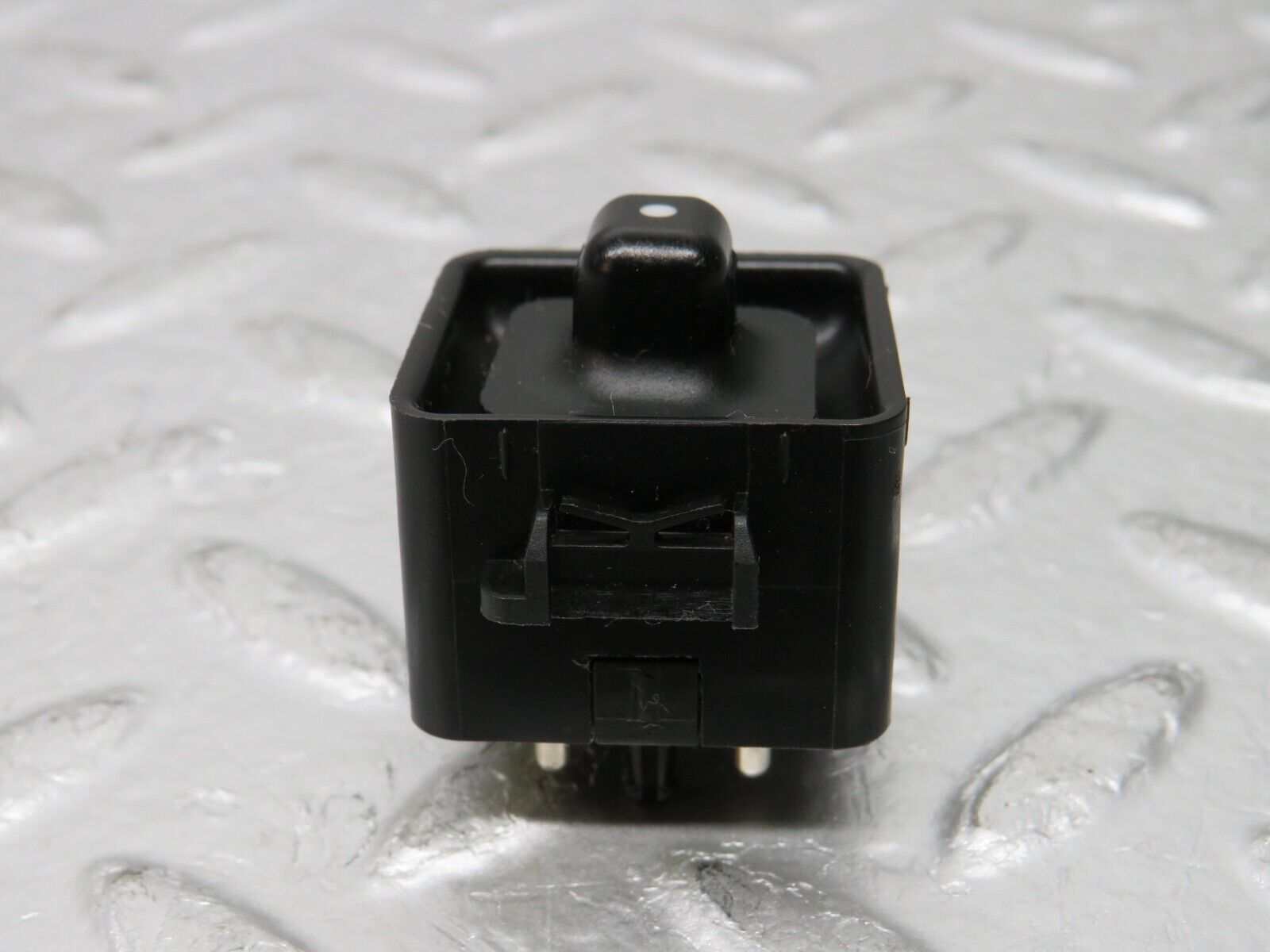 29530 Mercedes-Benz W124 230E Electric Mirror Adjust Switch 1248201810