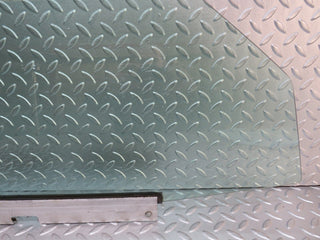 29263 Mercedes-Benz W124 230E Front Right Door Window Glass