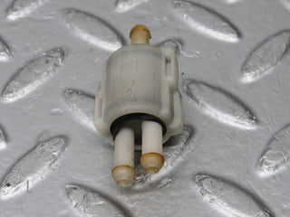 W202 windscreen washer valve used OEM
