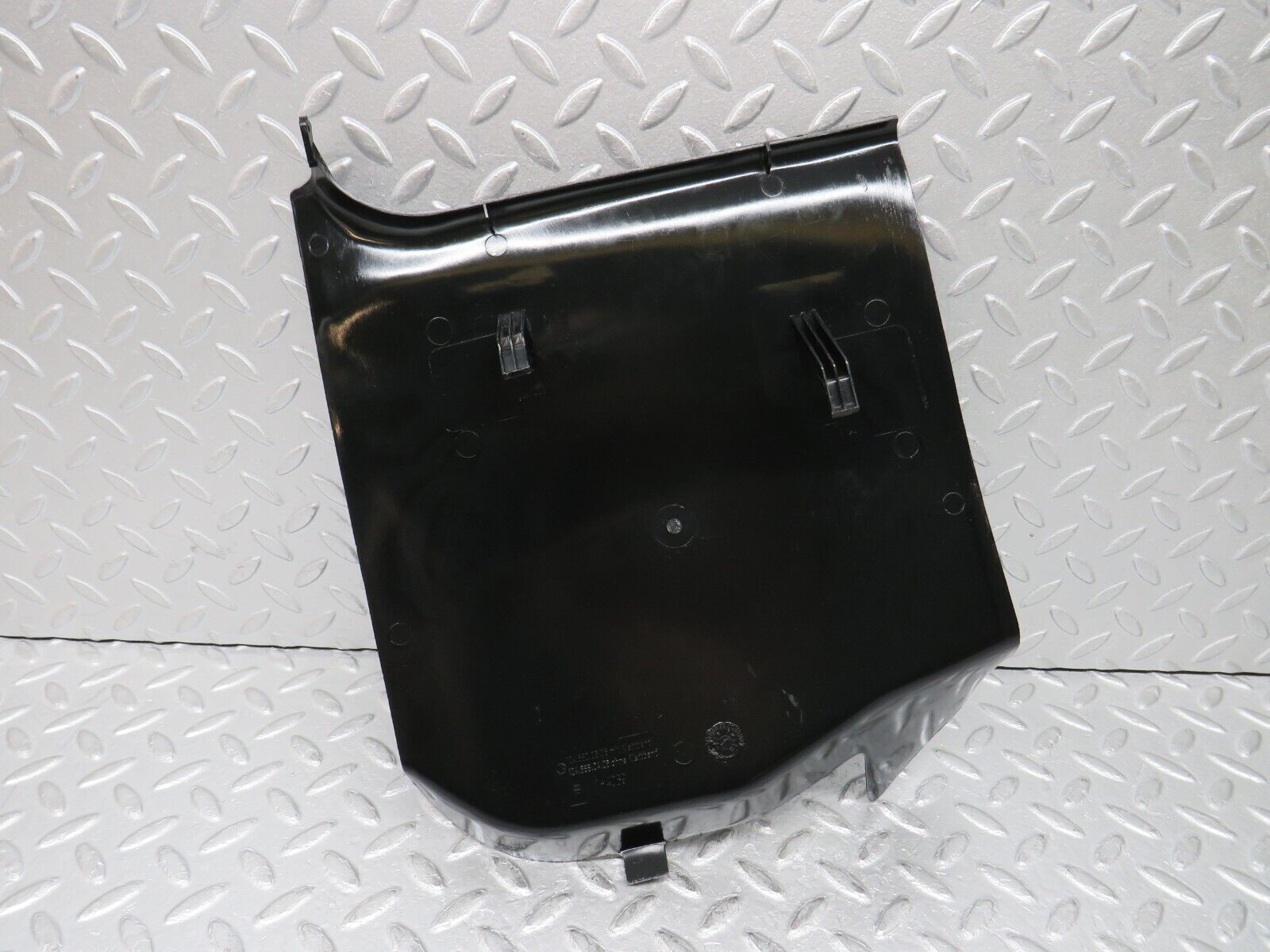 37850 Mercedes-Benz A124 320E Cabriolet Kick Panel Right Black 1246800306 1246880406