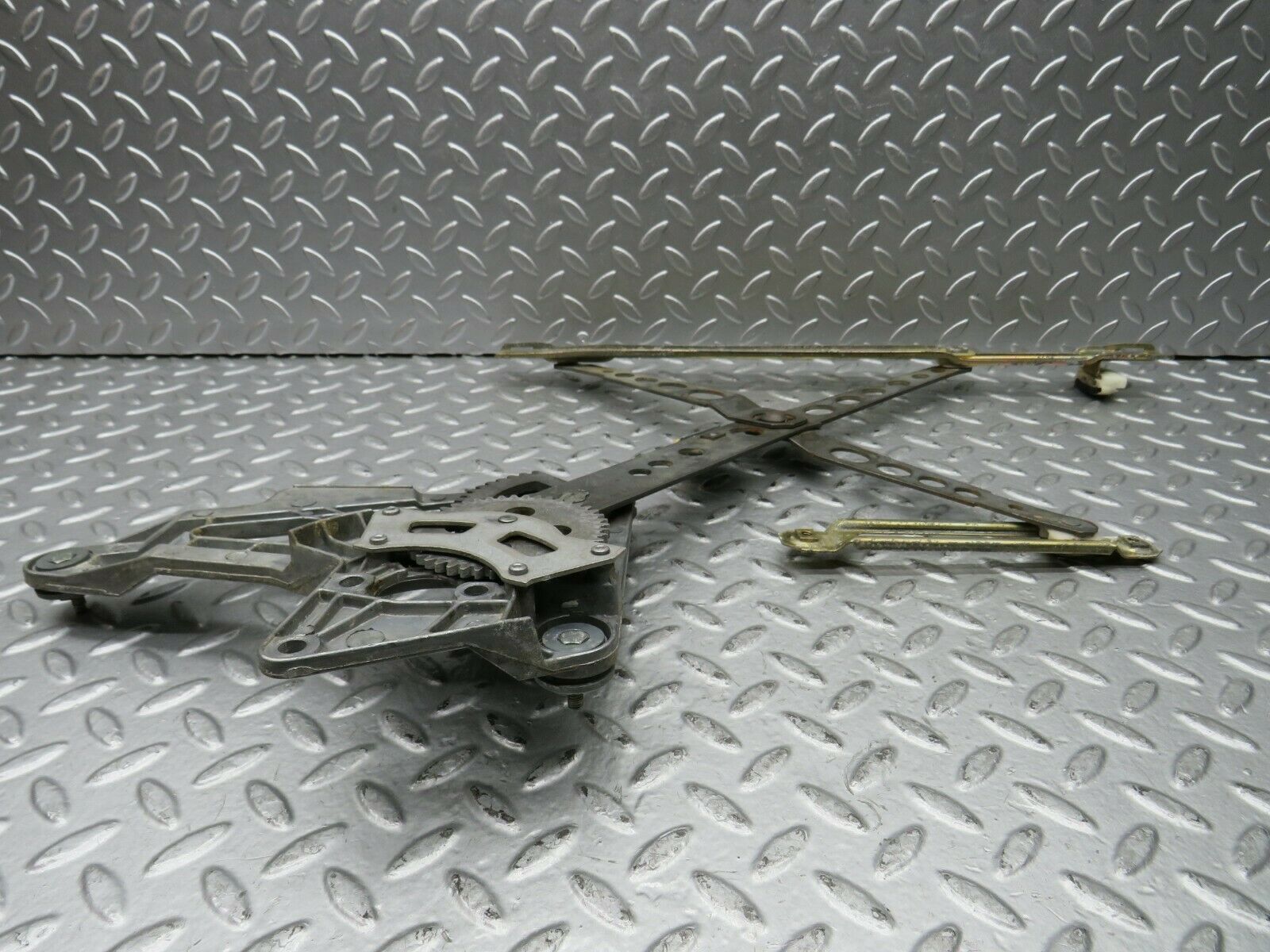 22012 Mercedes-Benz S123 280TE Front Right Power Window Regulator 1237202846