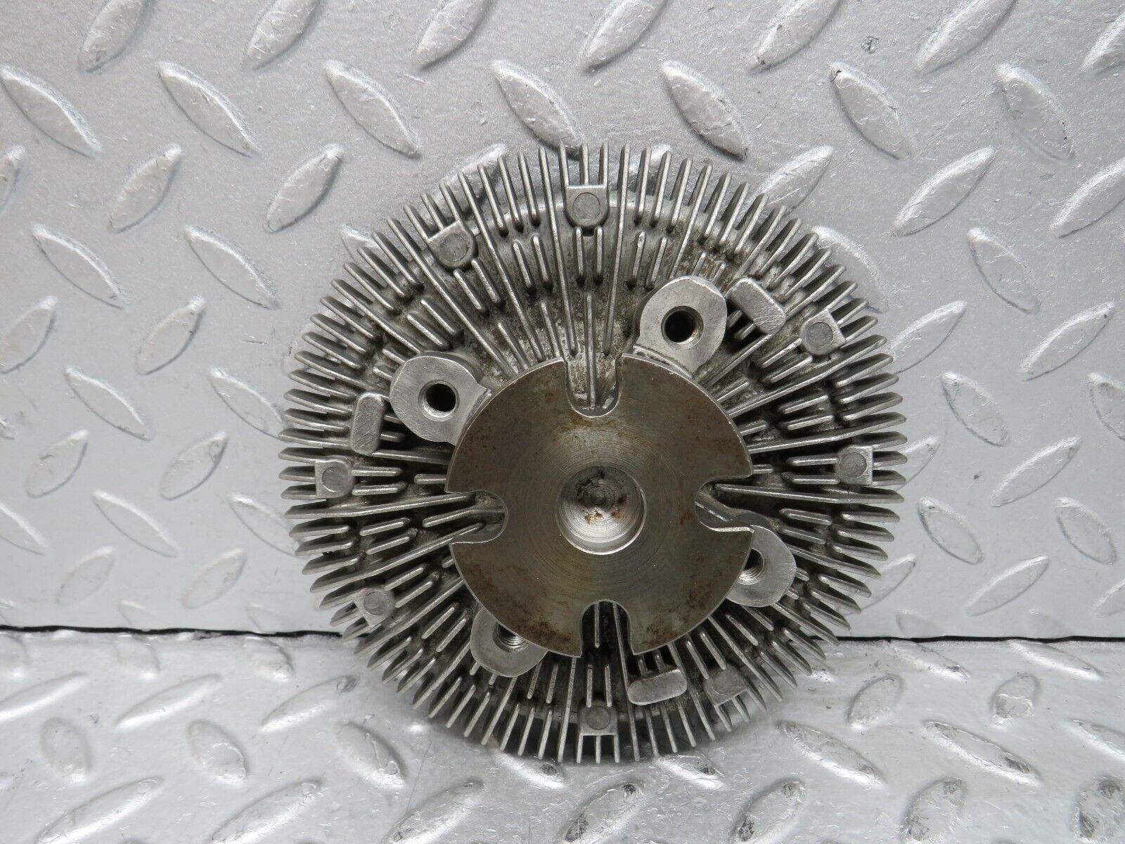 37638 Mercedes-Benz W109 300SEL Engine Cooling Fan Clutch