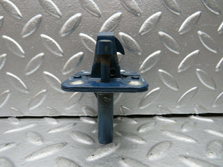 23025 Mercedes-Benz C123 230CE Coupe Bonnet Lock Catch