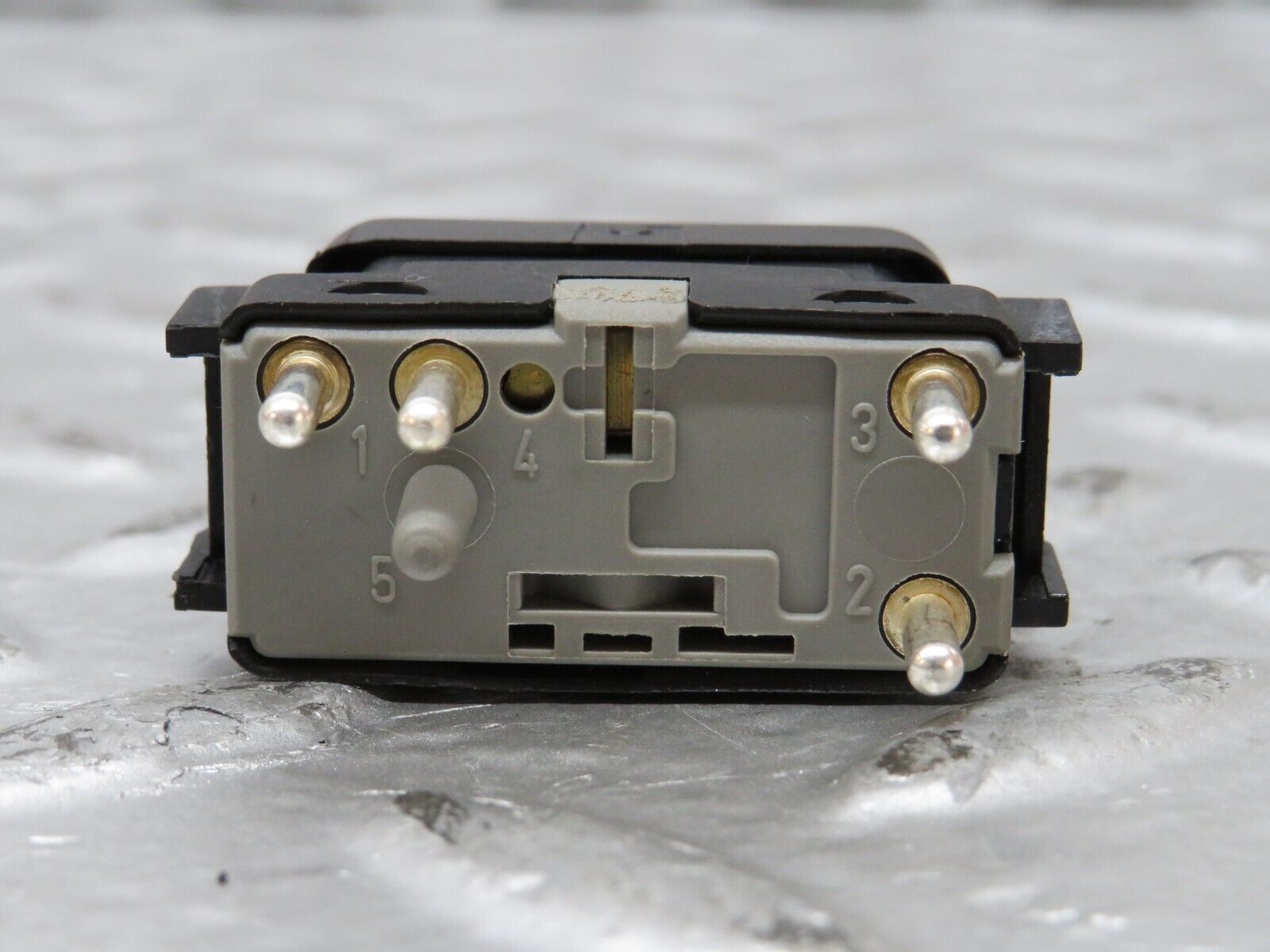 26410 Mercedes-Benz C124 220CE Electric Window Switch Right 1248209410