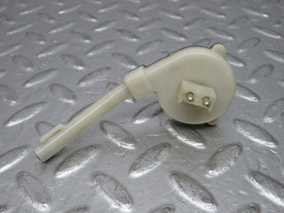 0635 Mercedes-Benz W123 230E Heater Regulator 1238300385