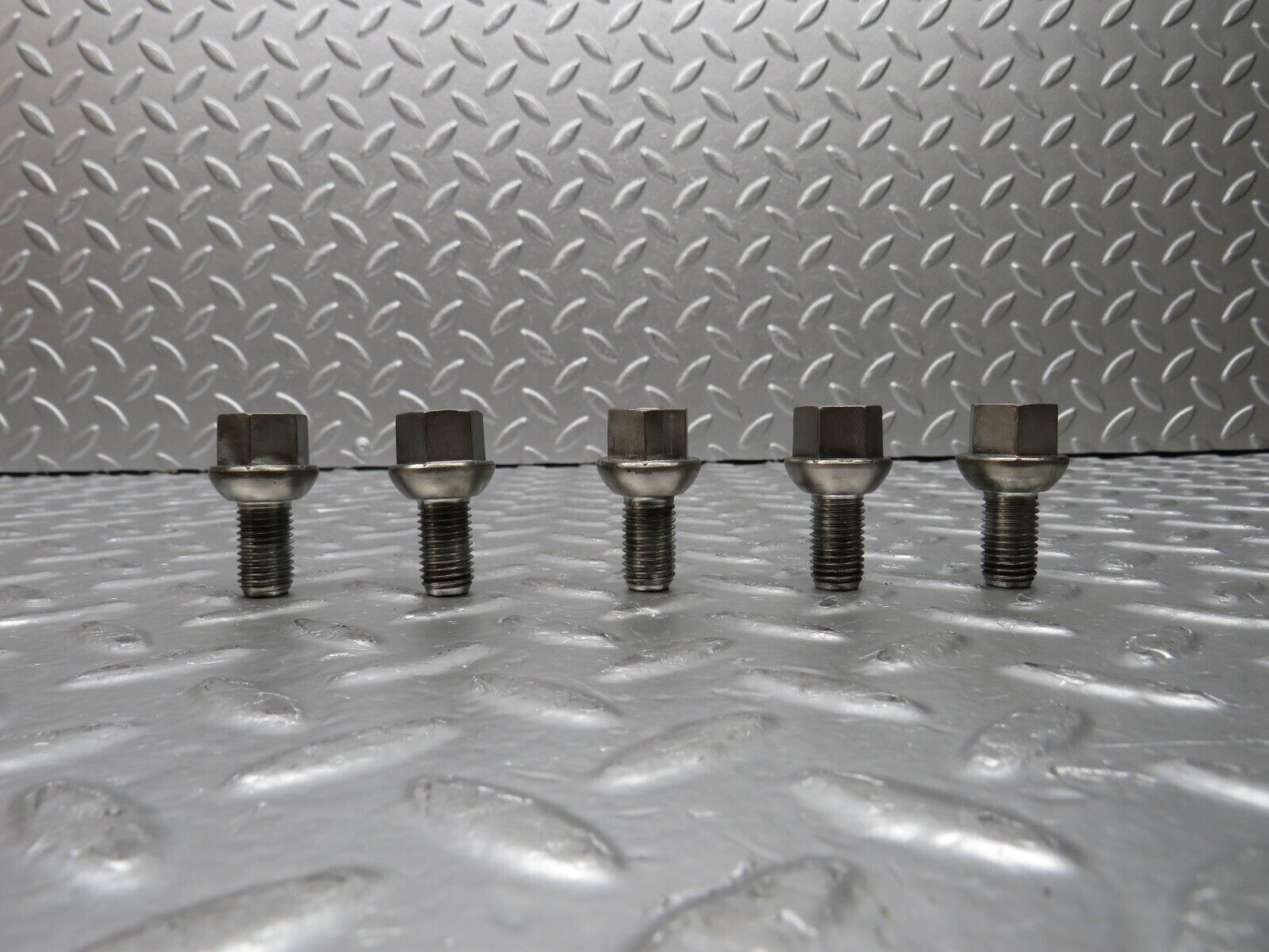 30772 Mercedes-Benz 5x Steel Wheel Lug Bolt M12x1.5