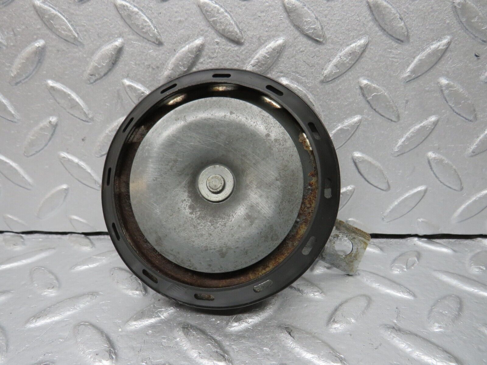 38054 Mercedes-Benz A124 320E Cabriolet Horn 1248202726