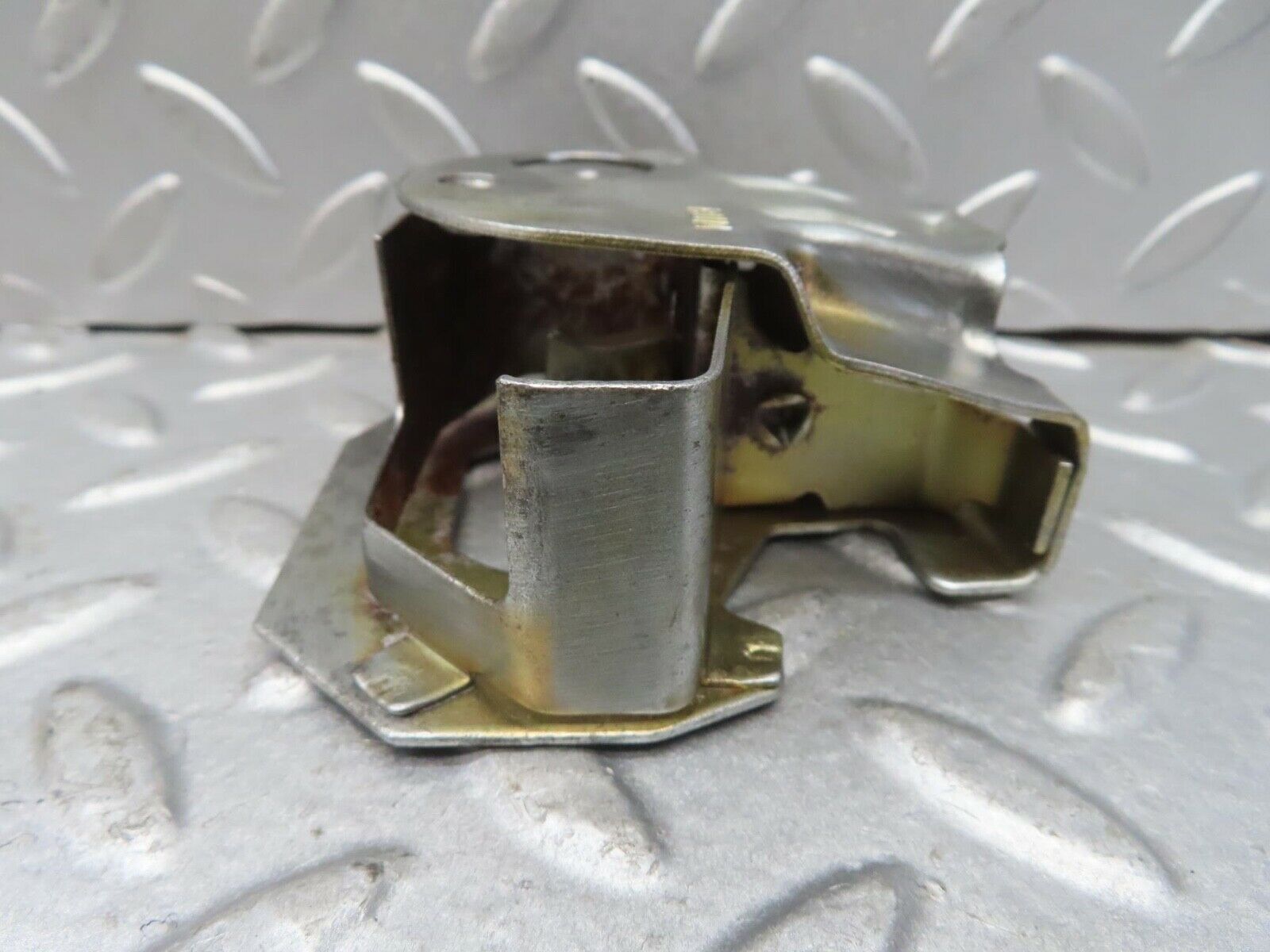 13686 Mercedes-Benz W123 200 Trunk Lock Latch