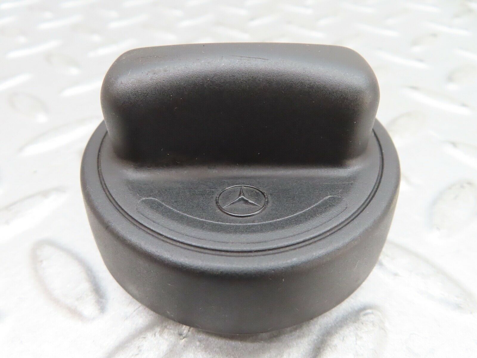 17510 Mercedes-Benz W140 S320 Fuel Tank Cap 1404700005