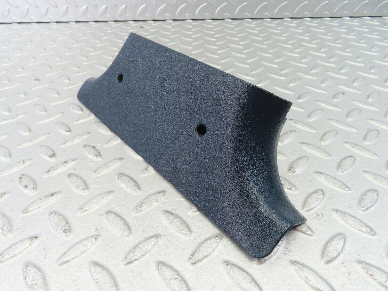 10357 Mercedes-Benz W201 190E B Pillar Bottom Cover Right Side Blue 2016920222