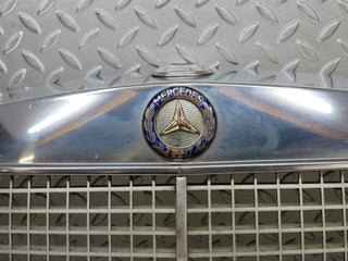 W108 bonnet grill chrome used OEM