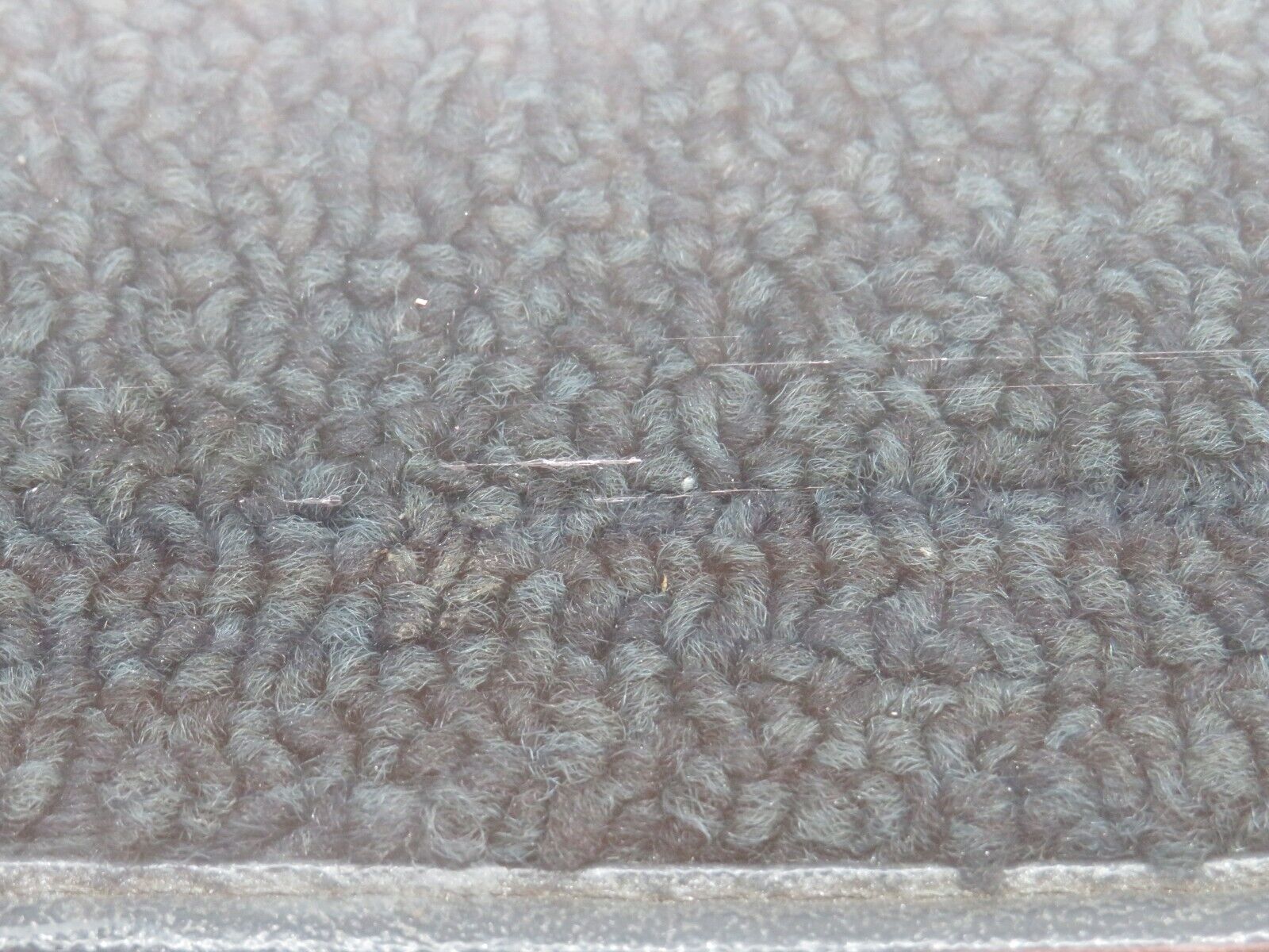 37512 Mercedes-Benz W109 300SEL Rear Right Door Window Glass