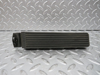 W123 accelerator pedal with rubber used OEM