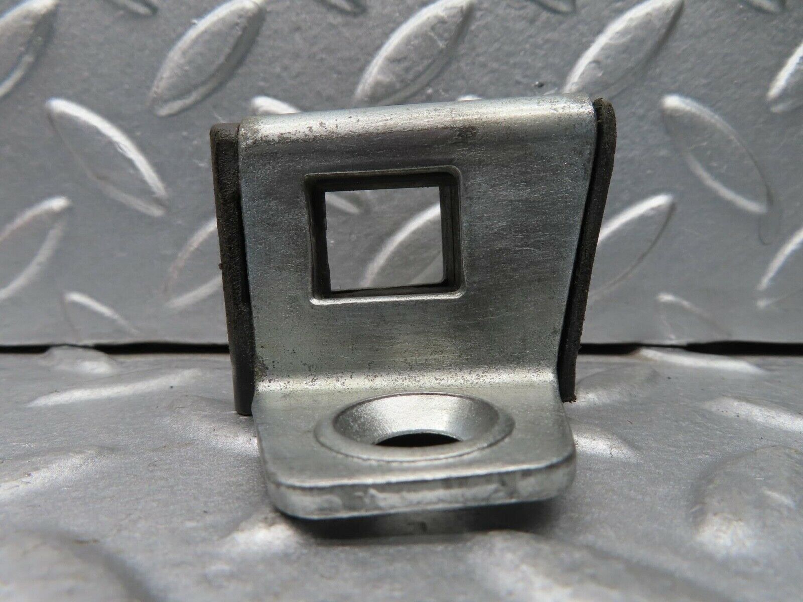 14589 Mercedes-Benz W201 190E Door Lock Latch