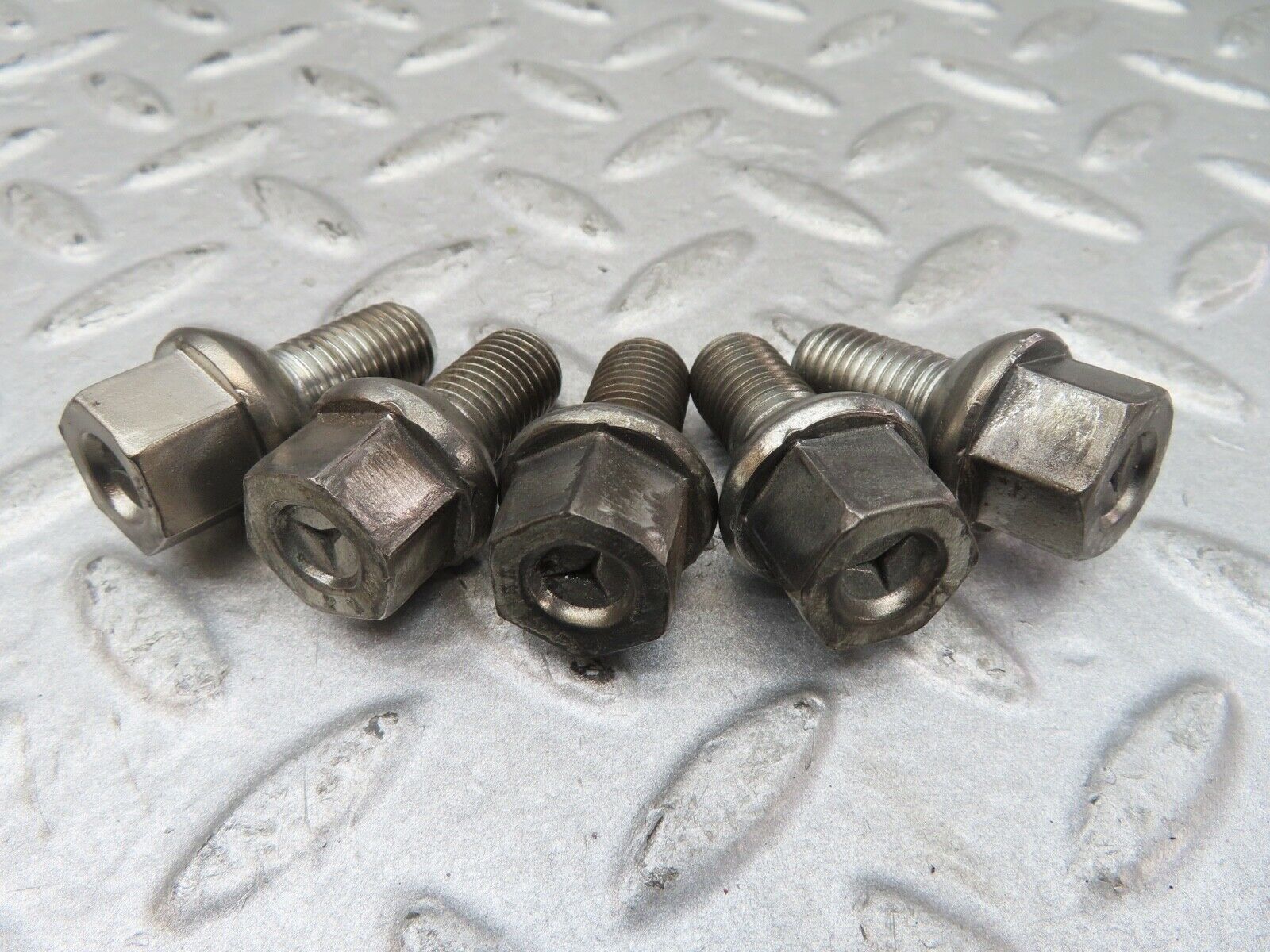 16786 Mercedes-Benz 5x Steel Wheel Lug Bolt M12x1.5